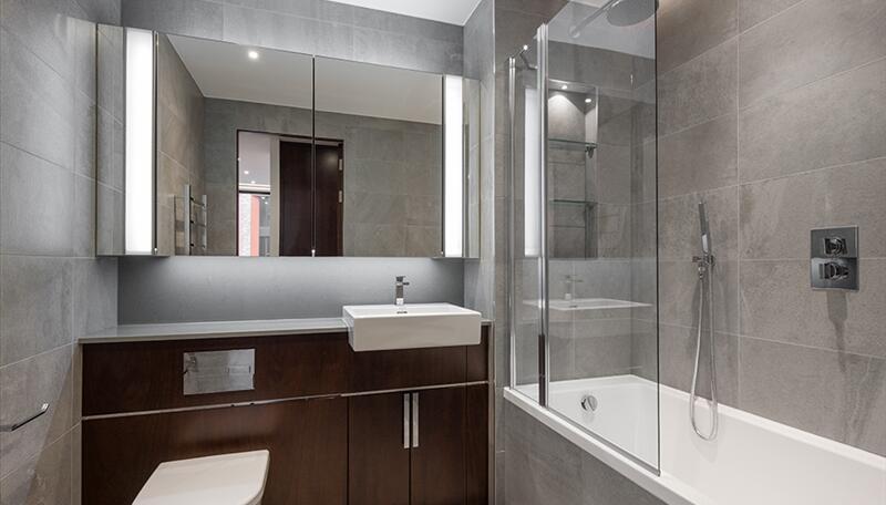 4 Thornes House, 6-8 Charles Clowes Walk, London